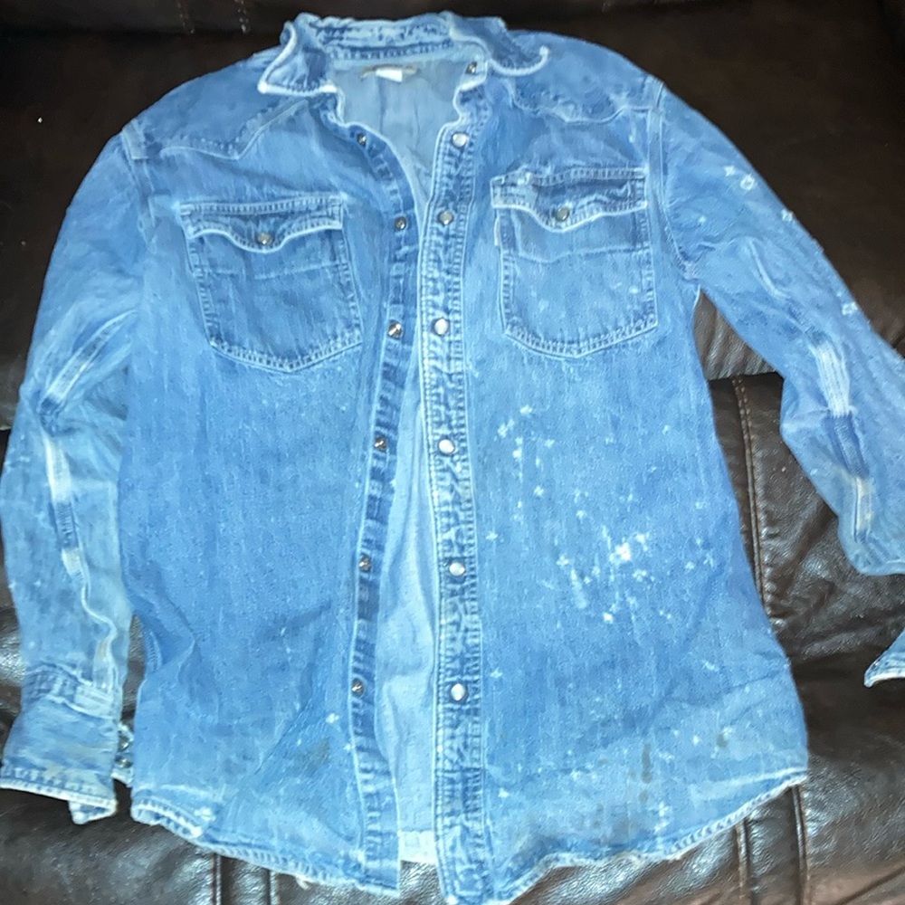 Men’s Carhartt denim shirt